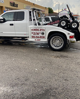 Servicio de Remolque cerca de mi Miami-Dade