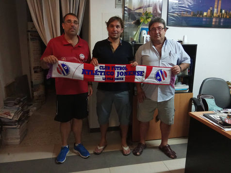 Rello se pone al frente del primer equipo del At. Jonense