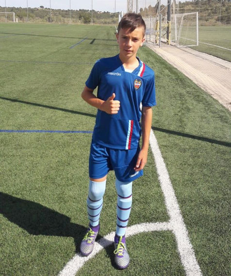 El vilero Luis Prats Física, nuevo jugador del Levante UD