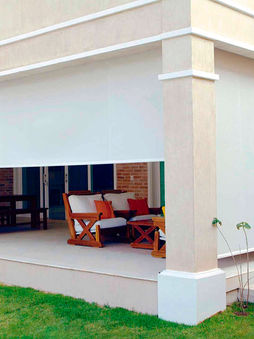 Toldo de caída vertical