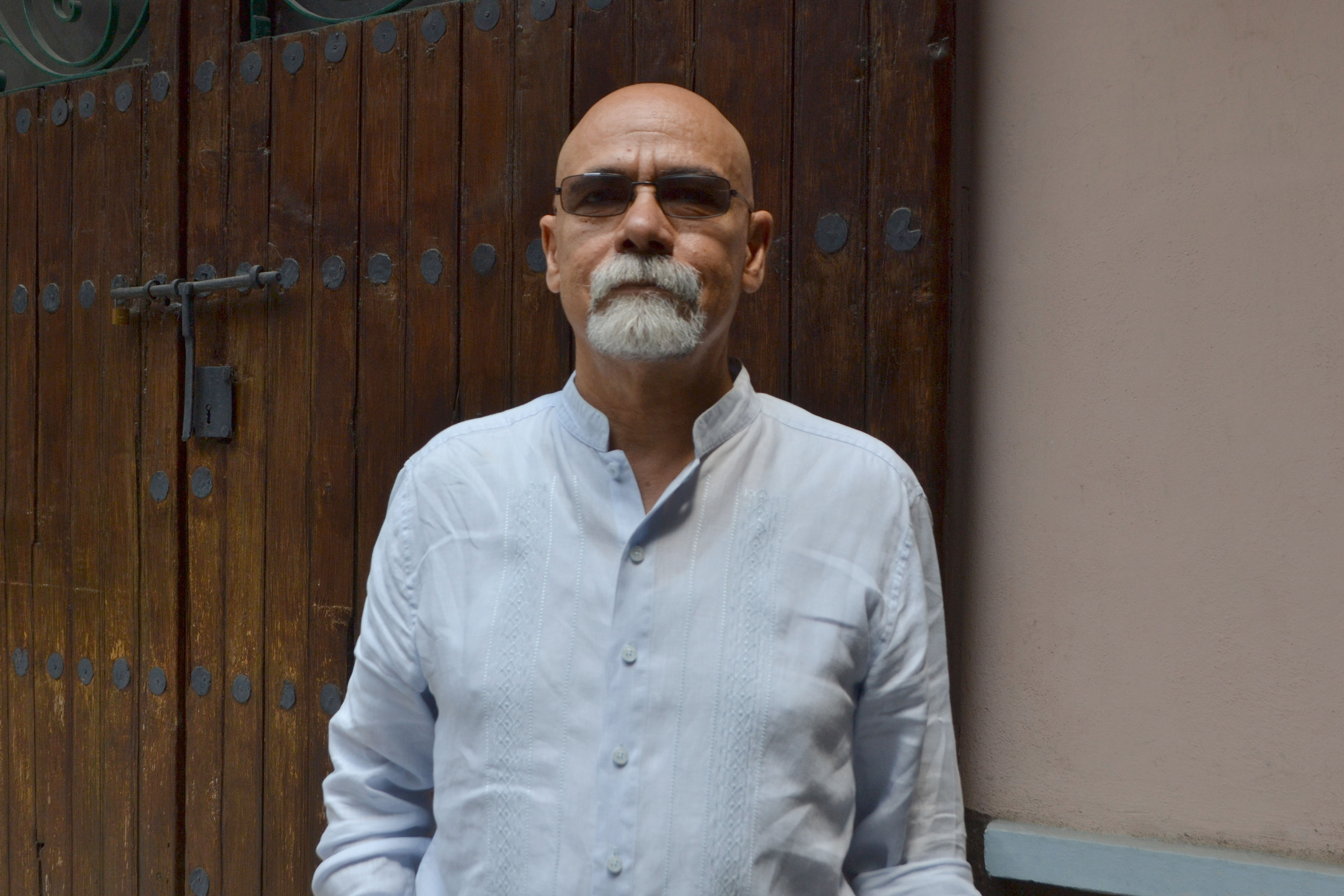 B Dr Eloy Mèndez.jpg