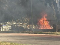 rifiuti in fiamme