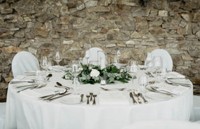 Fine Art Wedding Burg Schwarzenstein Tischdekoration