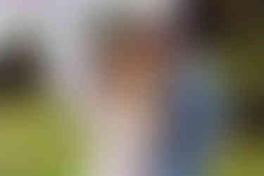 freie-trauung-jagdschloss-platte-wiesbaden-traurednerin-steffi-burger-kuss-brautpaar