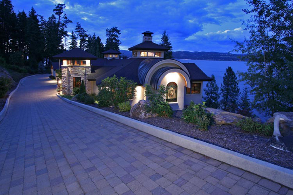 LUXURY HOMES North Idaho