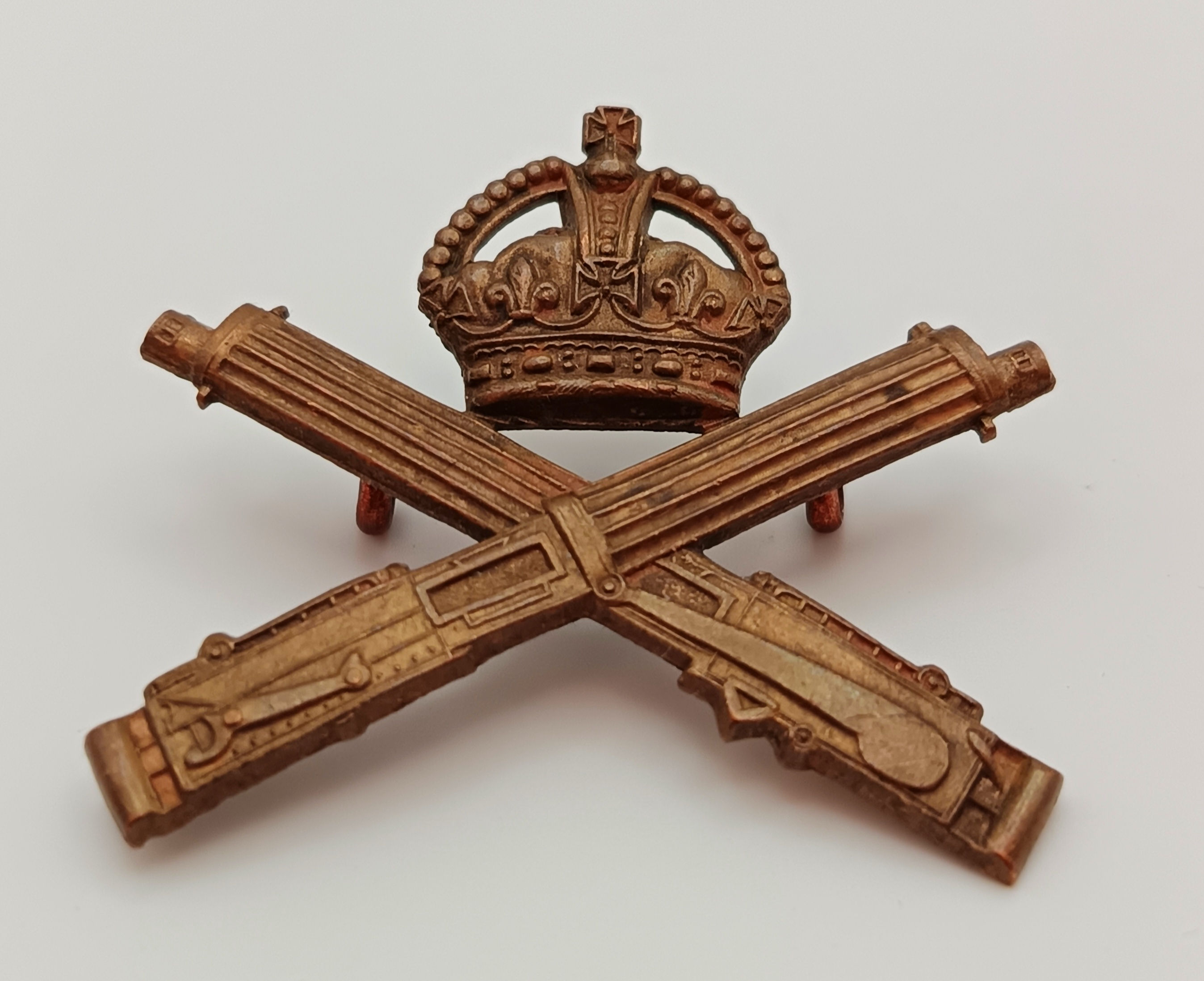 WW1 Machine Gun Corps Officer's Collar Badge