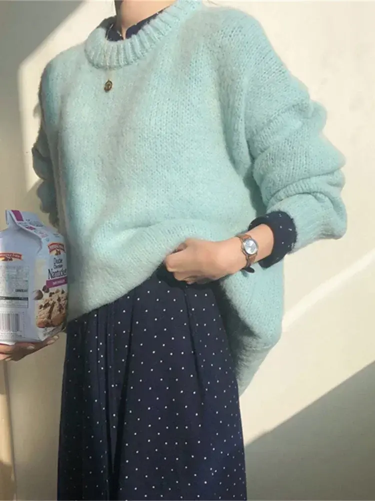 Thumbnail: Comfort in Color: Women's Oversized Winter Sweater