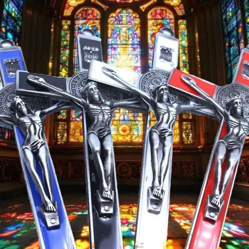 Merciful Jesus Crucifix Wall Pendant