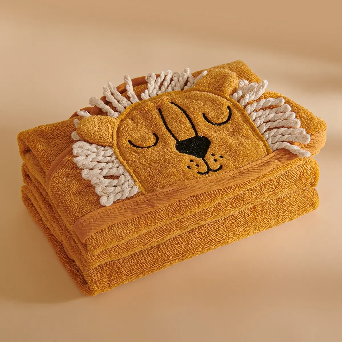 Baptismal Flood Towel - Noah's Ark Cotton Armor for Babies, hooded 35x35in cotton with animal motifs