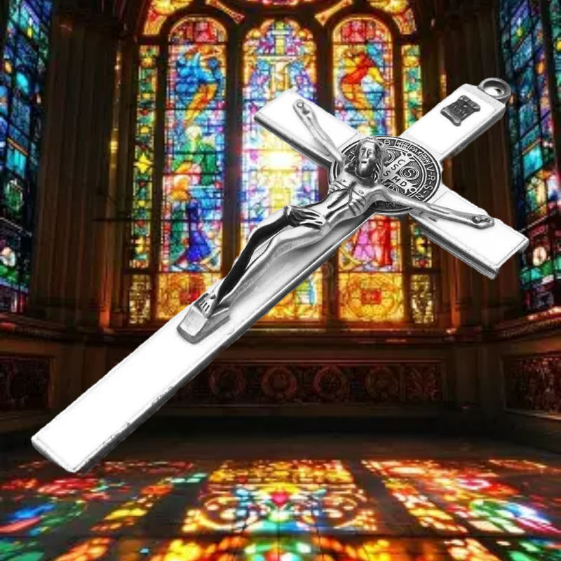 Thumbnail: Merciful Jesus Crucifix Wall Pendant