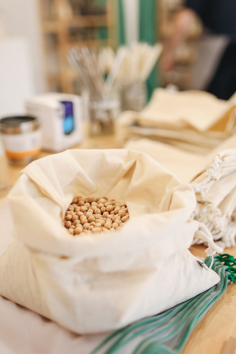 brown-cereal-in-white-bag-3735166