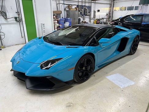 Exterior-Detail-Aventador.jpg