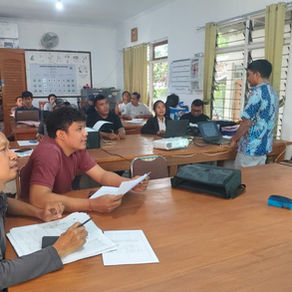 Teachers’ Continuous Development: Collaborative Learning Communities