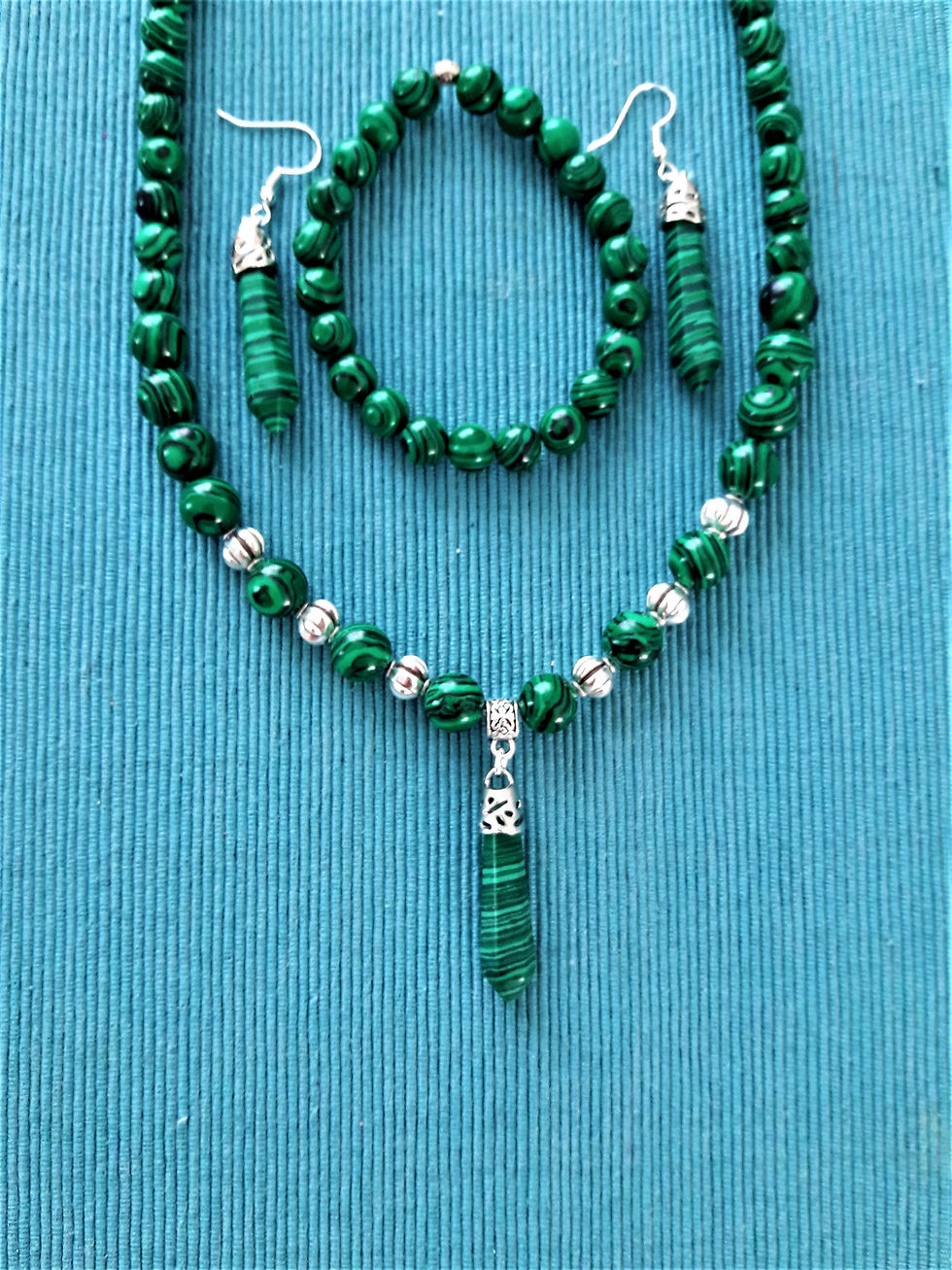 Parure perles malachite naturelle
