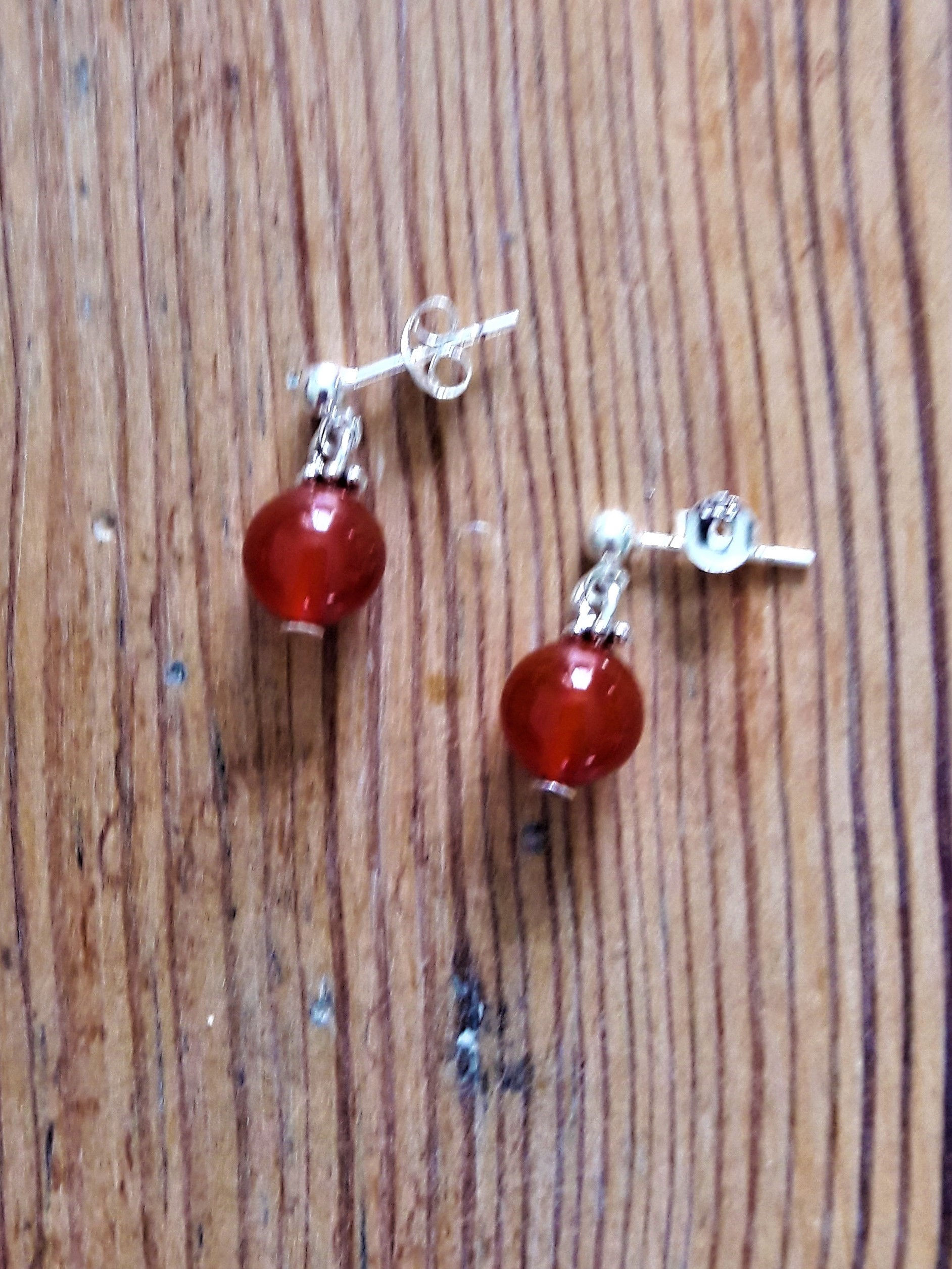 Boucles d'oreilles perles cornaline naturelle support argent 925