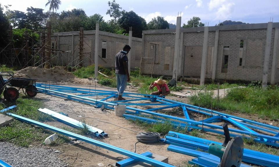 Kerja-kerja pembinaan awal COOP Village
