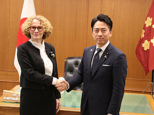 NATO事務次長が防衛相表敬