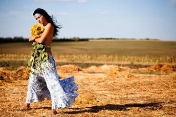 Embracing the timeless appeal of boho fashion style