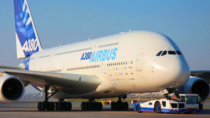 20 ANOS DO GIGANTE DOS CÉUS: Airbus chocou o mundo revelando o A380 em 18 de janeiro de 2005 — o monstro de dois andares que prometia revolucionar a aviação!