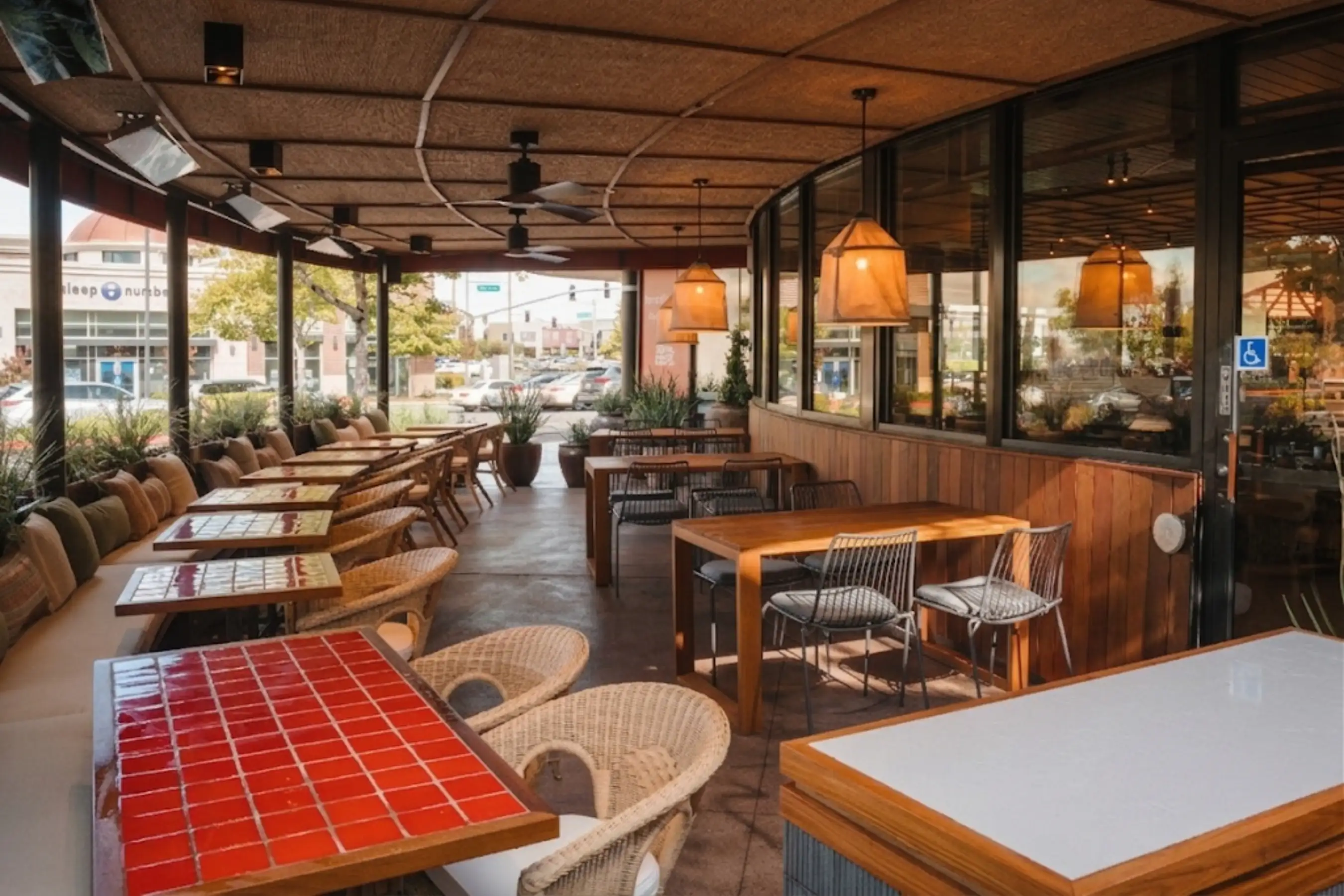 Telefèric Barcelona Roseville ambiance