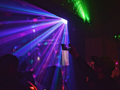 12 Ideas for a Disco Theme Wedding