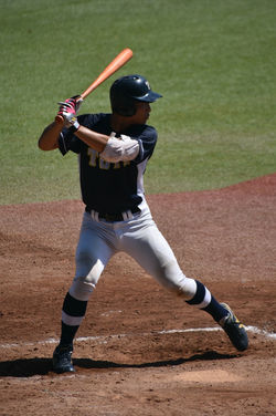 中山　達椰