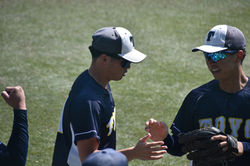 金丸　健司、冨安　海来