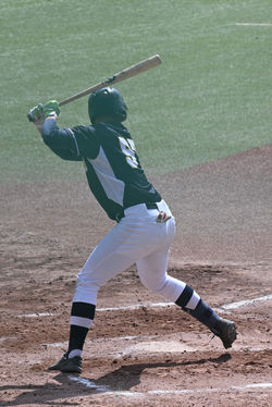 井上　陸
