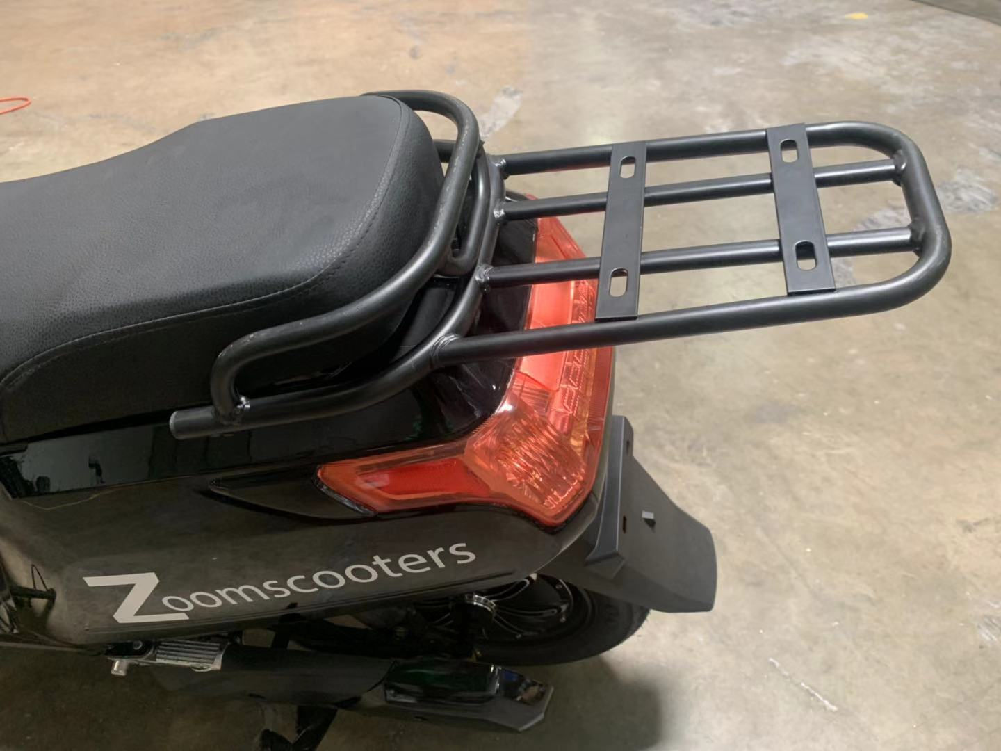 Zoom Luggage Rack