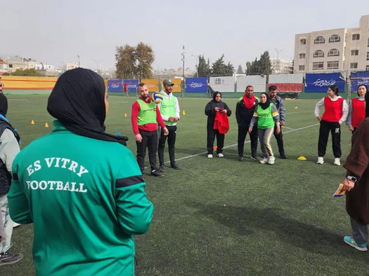  مخيم الامعري يحتضن دورة تدريبة تعزز مسار التعاون الرياضي في فلسطين