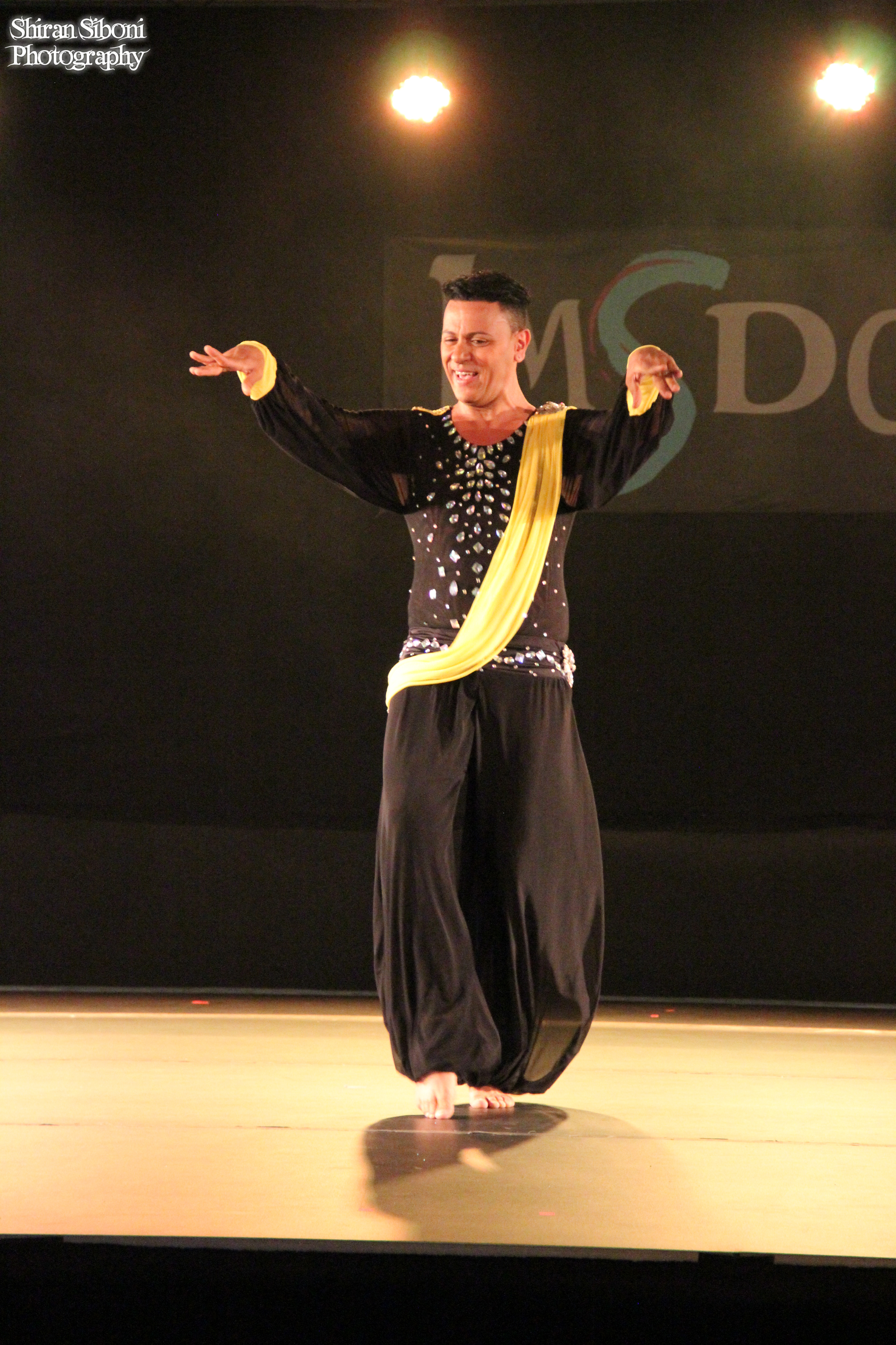 Zomzom Mustapha Dance