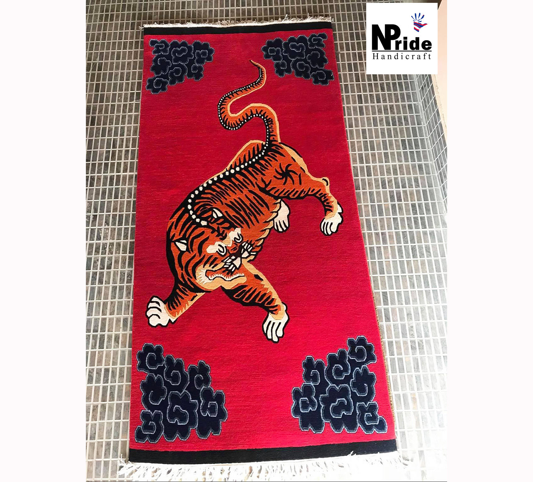 Red Tiger Rug  044