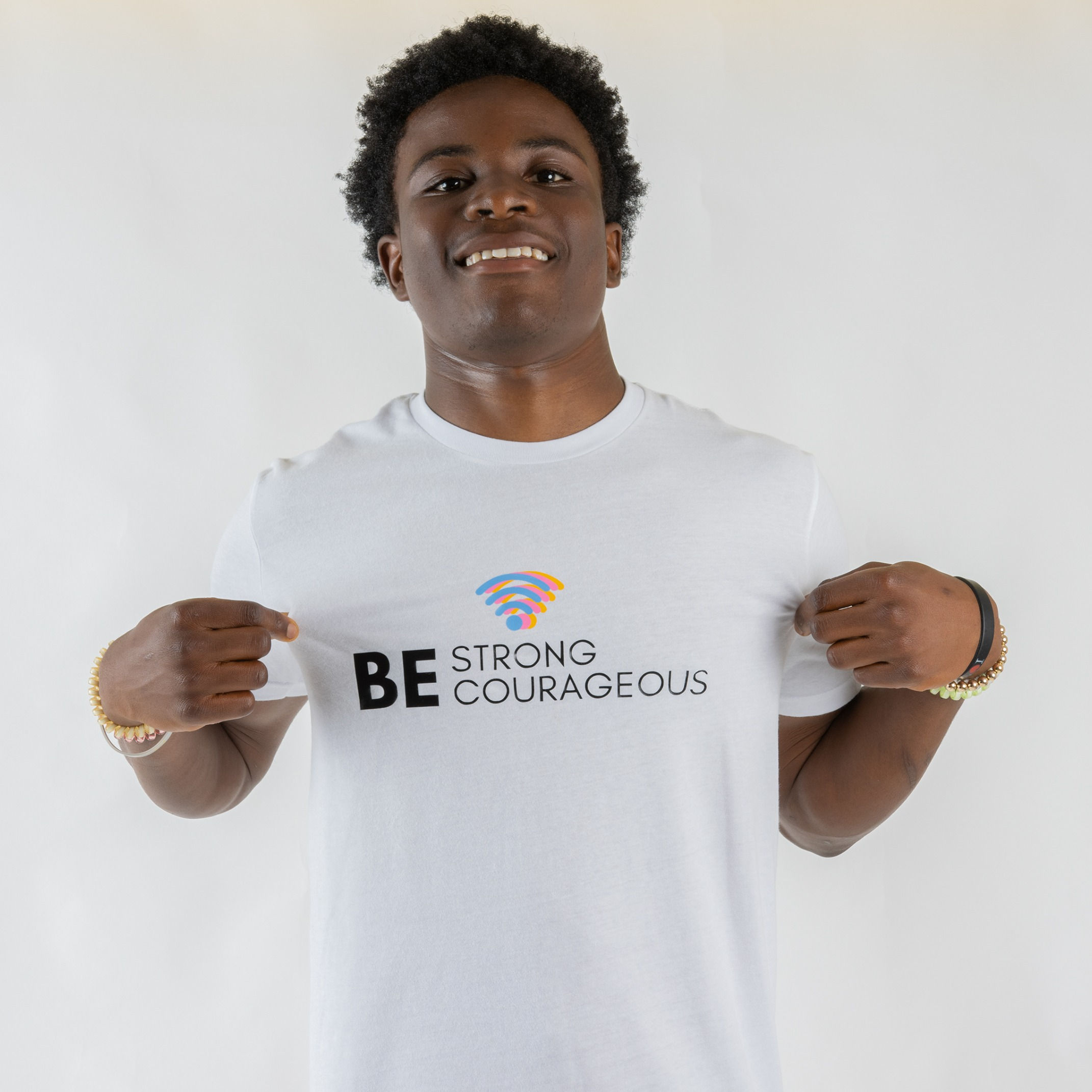 Be Strong & Courageous Tee - Men