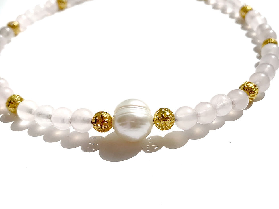 Thumbnail: Rose quartz necklace with large white pearl detail