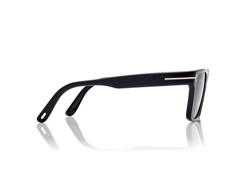Designer eyeglasses near Sunningdale and Stoneybrook London Ontario