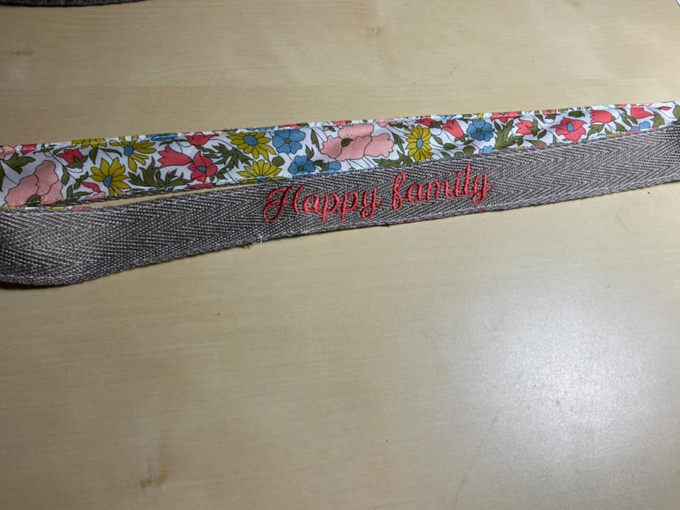 Miniature : LES PORTE CLES TOUR DE COU PRETS A EXPEDIER