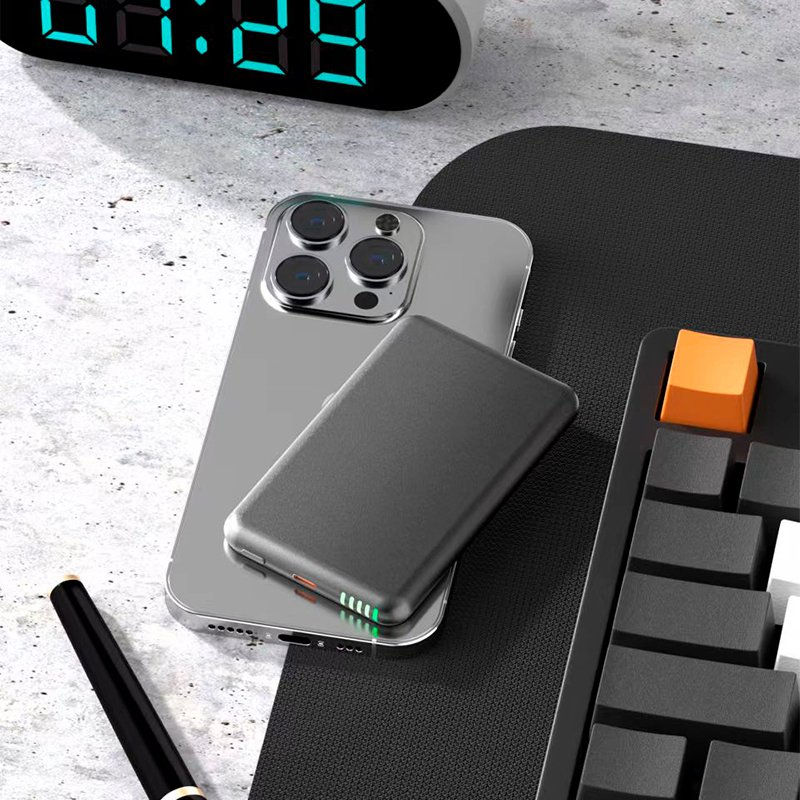 Miniatura: Batería externa magnética COOL Qi de 5000 mAh