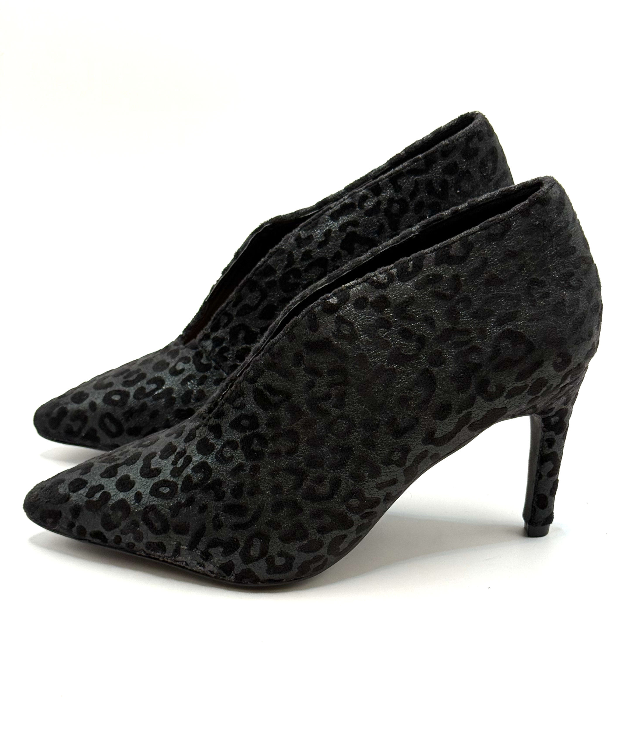 Heels Simply Be