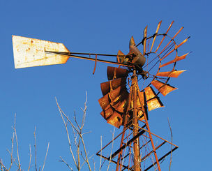 Van Harlingen Historical Society Asks to Acquire and Relocate a Forgotten Historic Windmill