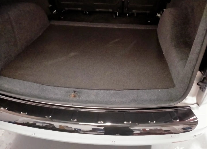Thumbnail: VW Caddy MK3 SWB / Maxi Rear Bumper Protector COVER 03-20 GLOSS Black *PREMIUM