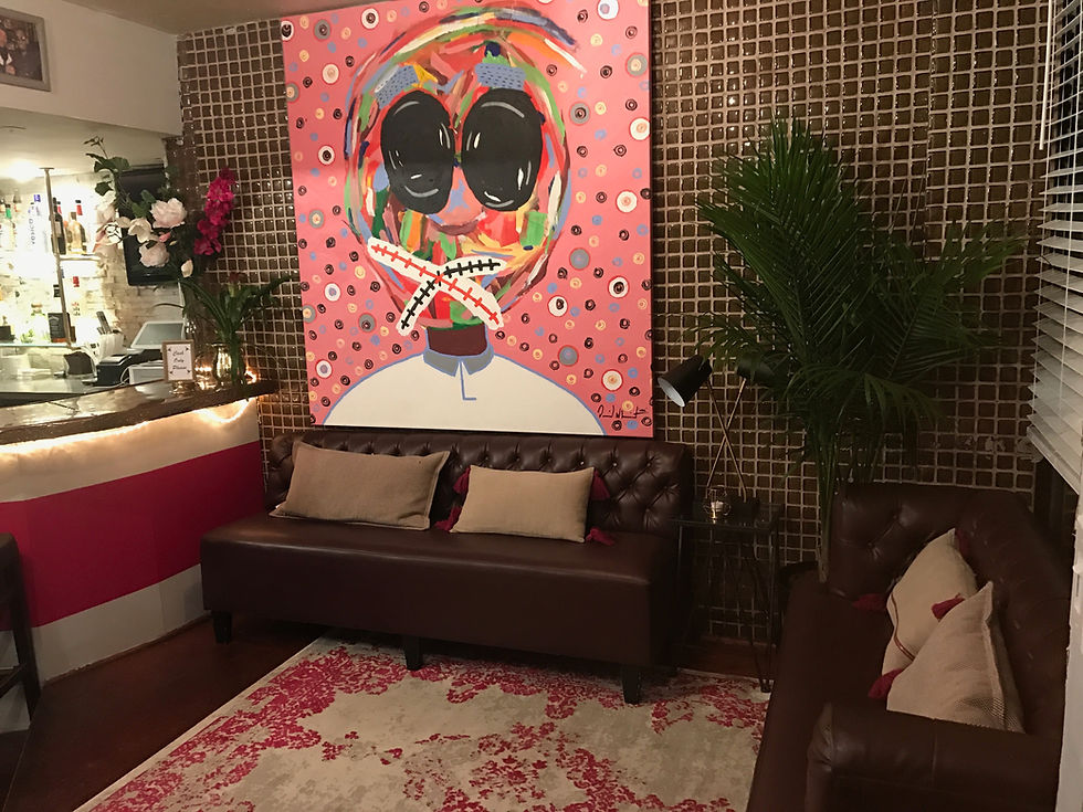 Waiting area/entrance