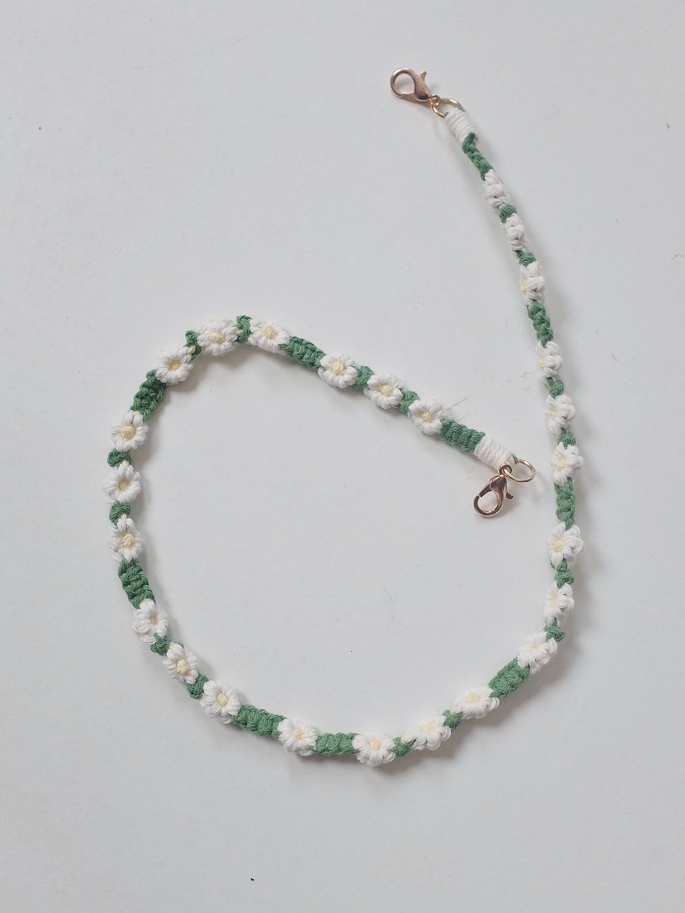 Thumbnail: English Daisy Neck/Mask Chain