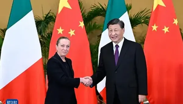 Xi meets Italian PM Meloni