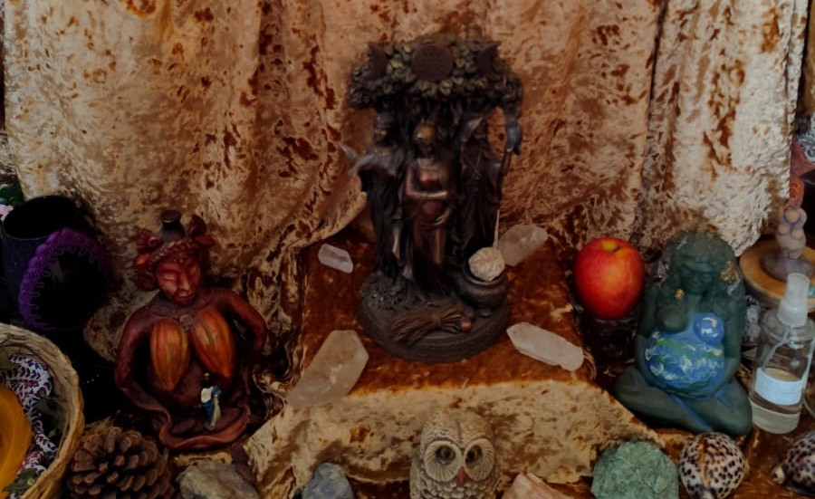 Altar dedicado as Deusas
