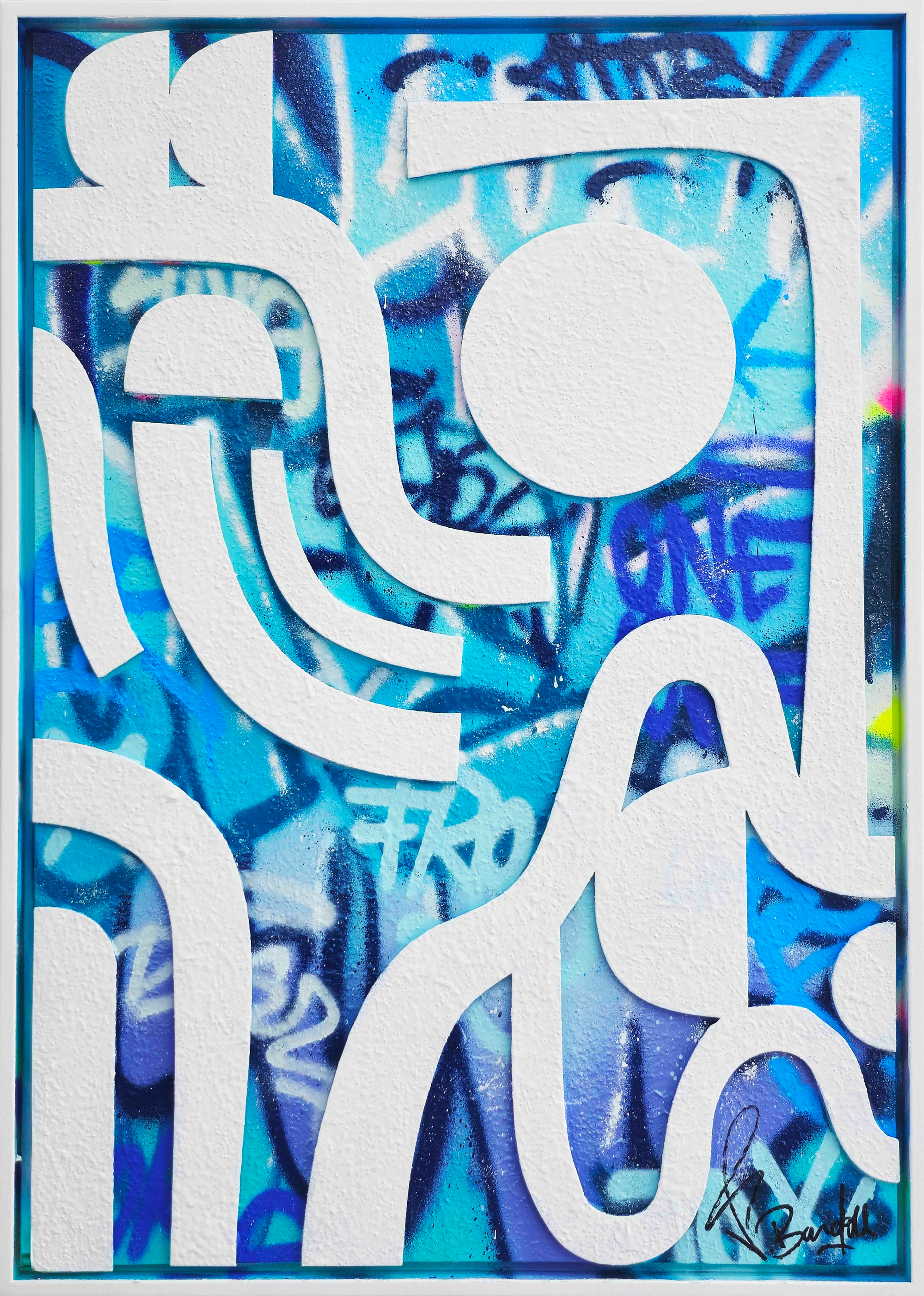 Tableau abstrait street art bleu avec superpositions de formes blanches peintes à la main, mélange entre énergie urbaine