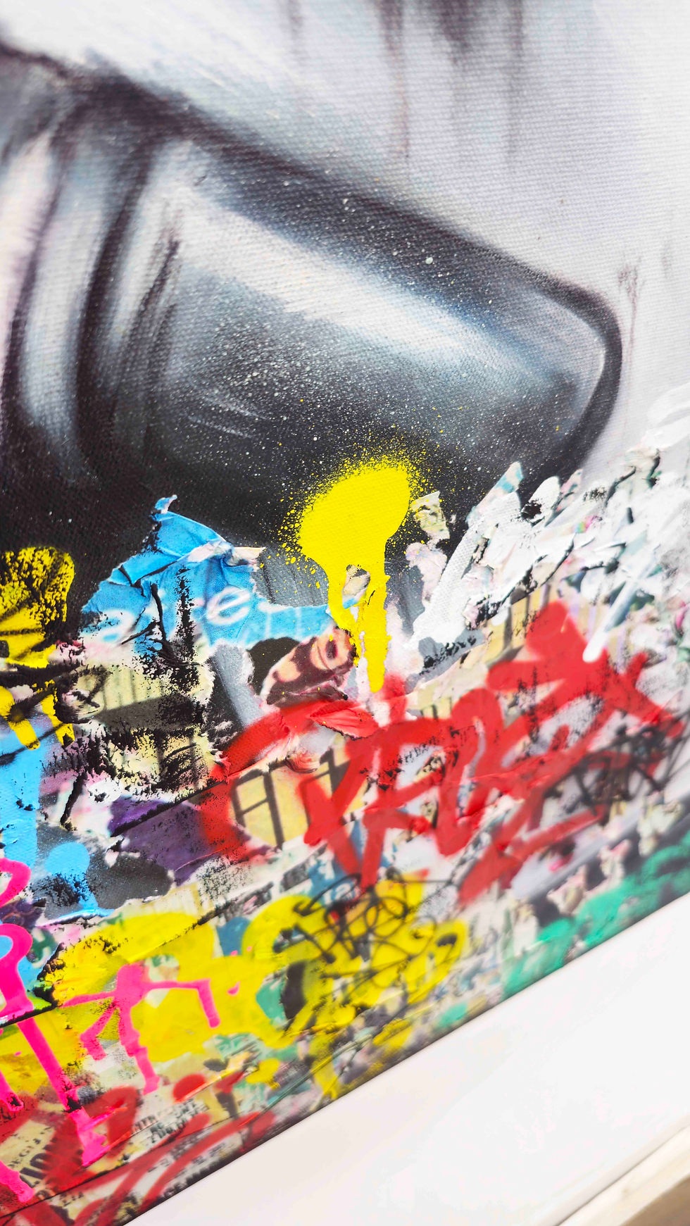 Thumbnail: Peinture Dark Vador sur toile 100x100 cm. Œuvre contemporaine, technique mixte, style graphique puissant.