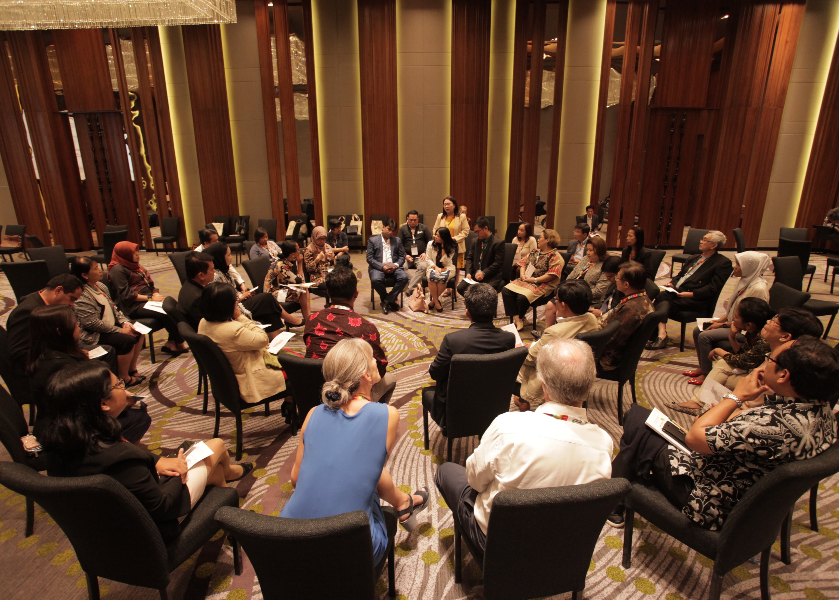 تصویر برگرفته از وب‌سایت رسمی Academy of Professional Dialogue