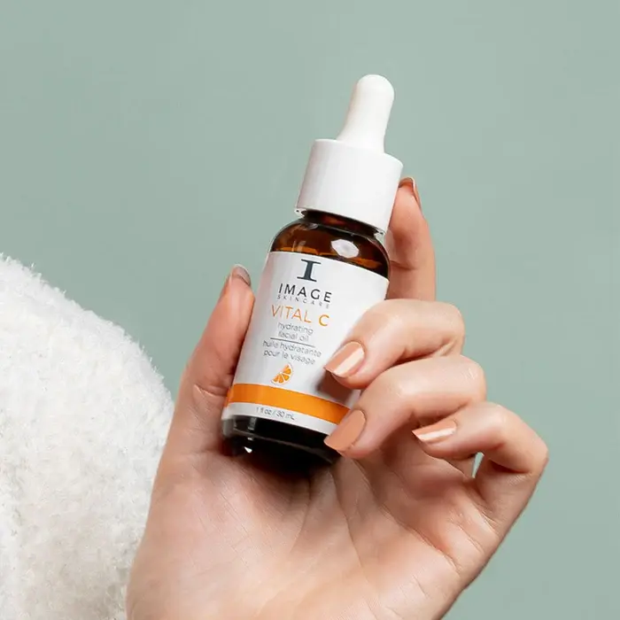 Thumbnail: VITAL C Hydrating Facial Oil