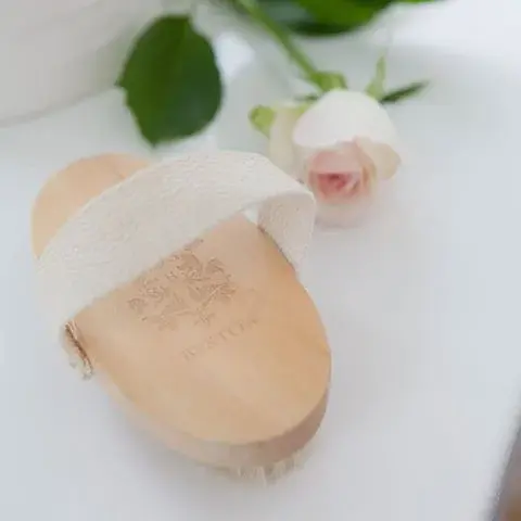 Thumbnail: Bestow Body Brush