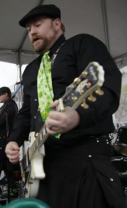 Moe Crummett - Guitar, BlackEyed Dempseys
